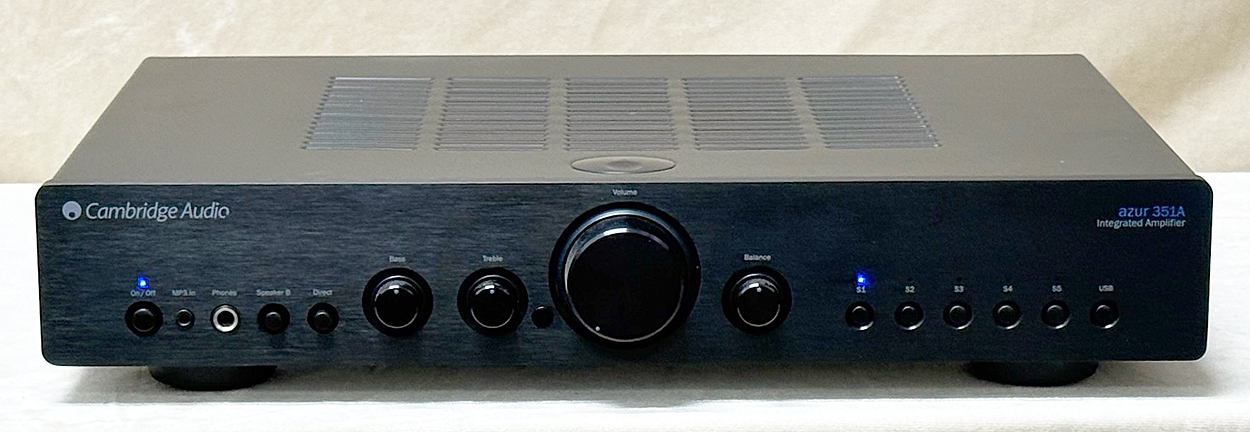 AZUR 351Av